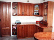 zakad stolarki wzorcowej meble drewniane kuchenne azienkowe biurka drzwi z drewna ZSW Polska